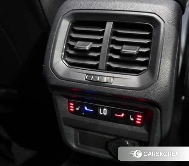 Volkswagen Tiguan Allspace 2023 Синий из Кореи, фото 4