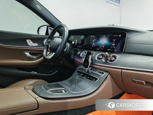Mercedes-Benz E-Class 2021 Черный из Китая, фото 4