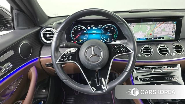 Mercedes-Benz E-Class W213 2023 Черный из Кореи, фото 4