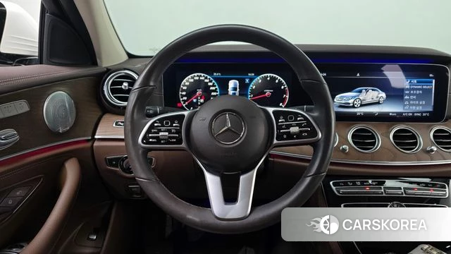 Mercedes-Benz E-Class W213 2019 Белый из Кореи, фото 4