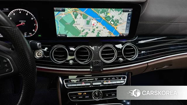 Mercedes-Benz E-Class W213 2018 Серый из Кореи, фото 4