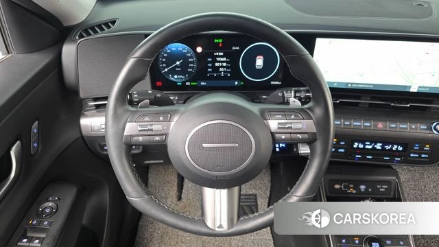 Hyundai Kona Hybrid (SX2) 2025 Серебристо-серый из Кореи, фото 4