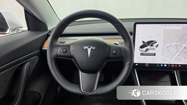 Tesla Model 3 2020 Белый из Кореи, фото 4