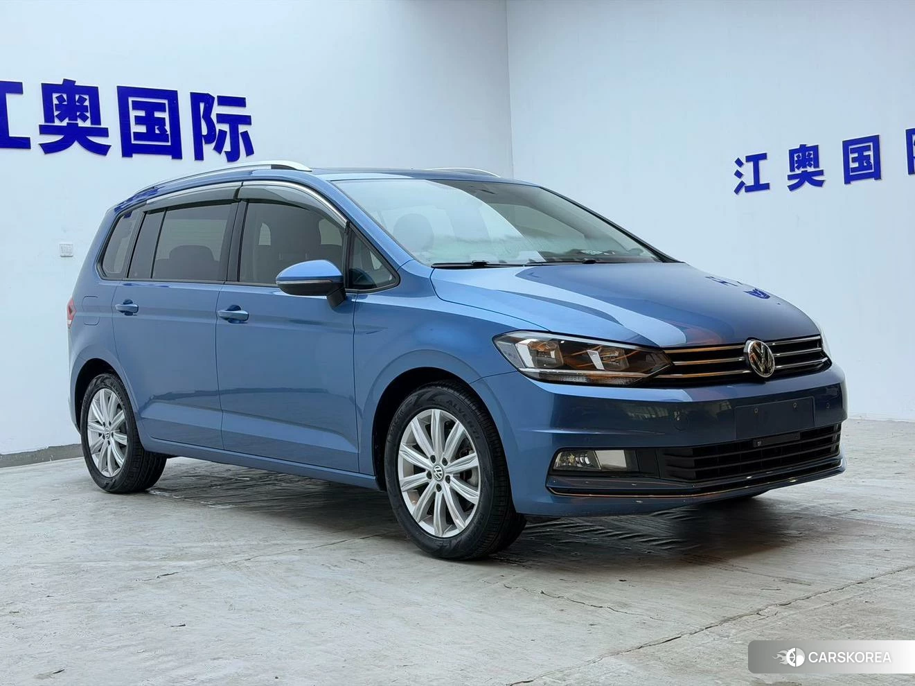 Volkswagen Touran L 2020 Синий из Китая, фото 4