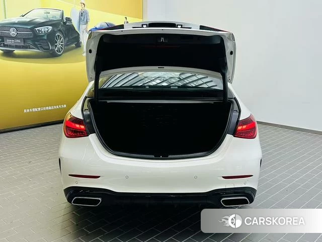 Mercedes-Benz C-class 2024 Белый из Китая, фото 4