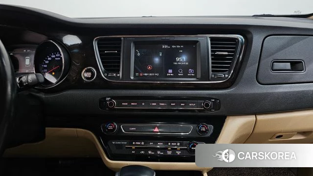 Kia The New Carnival 2019 Белый из Кореи, фото 4
