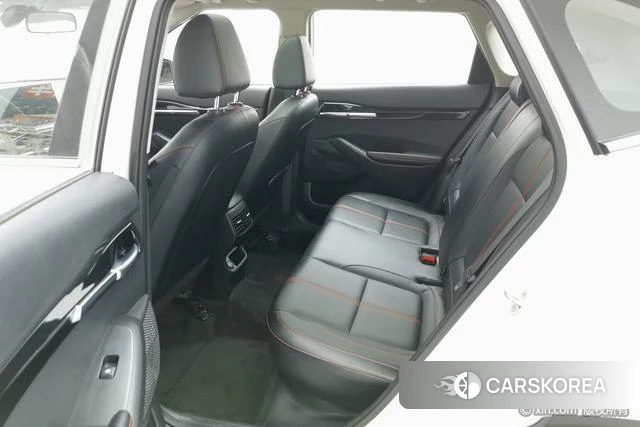 Kia KX3 2022 Белый из Китая, фото 4