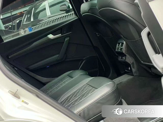 Audi Q5L 2022 Белый из Китая, фото 4