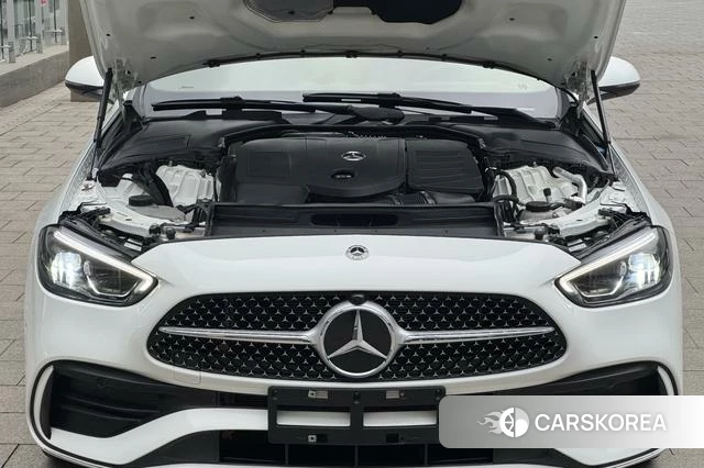 Mercedes-Benz C-class 2023 Белый из Китая, фото 4