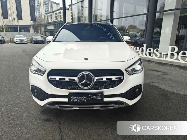 Mercedes-Benz GLA 2023 Белый из Китая, фото 4