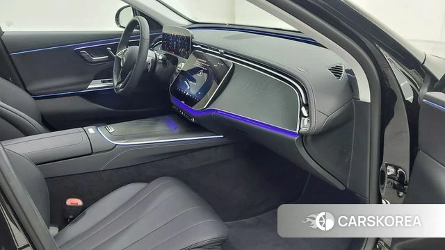 Mercedes-Benz E-Class W214 2026 Черный из Кореи, фото 4