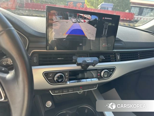 Audi A4L 2022 Темно-серый из Китая, фото 4