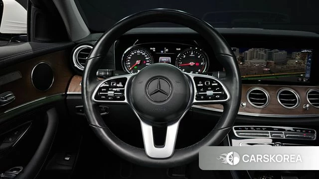 Mercedes-Benz E-Class W213 2019 Белый из Кореи, фото 4
