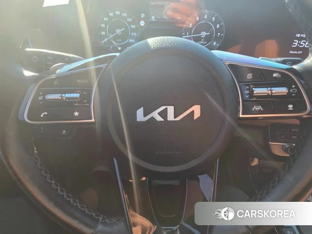 Kia The New Seltos 2024 Белый из Кореи, фото 4