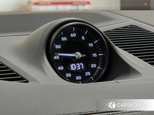 Porsche Cayenne (PO536) 2026 Серебряный из Кореи, фото 4