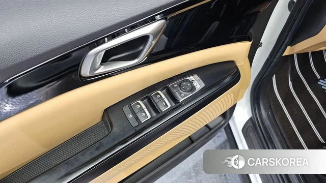 Kia Carnival 4th generation 2022 Белый из Кореи, фото 4