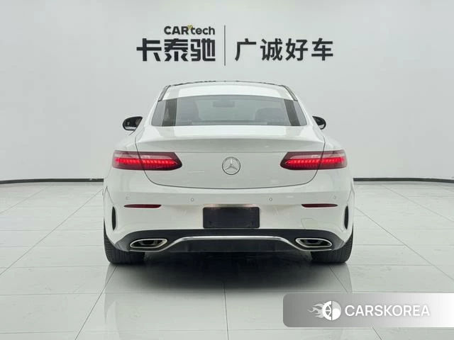 Mercedes-Benz E-Class 2021 Белый из Китая, фото 4