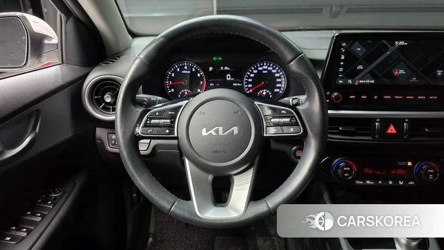 Kia The New K3 2nd generation 2022 Белый из Кореи, фото 4