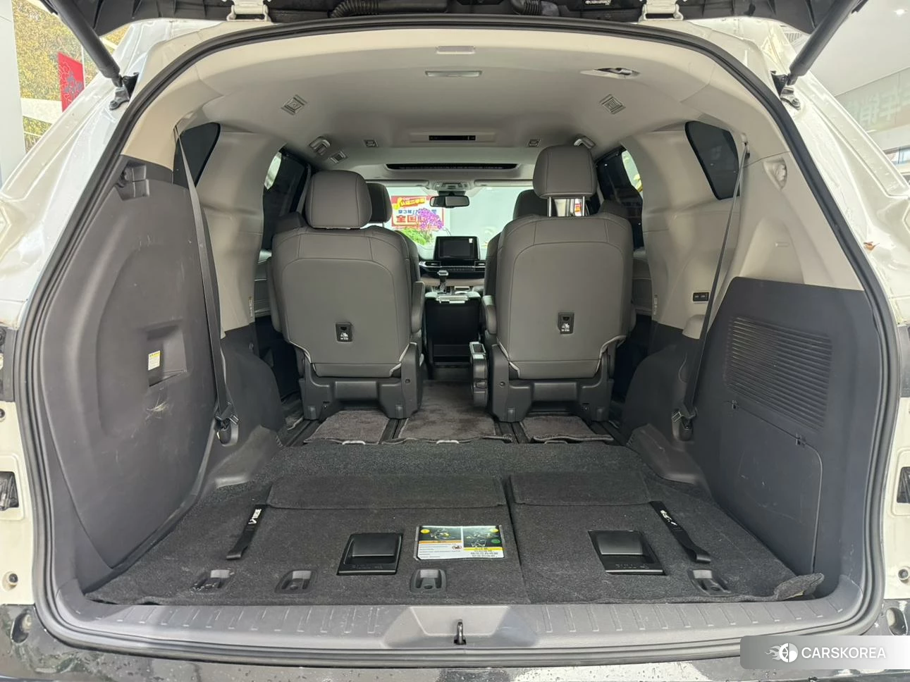 Toyota Sienna 2021 Белый из Китая, фото 4