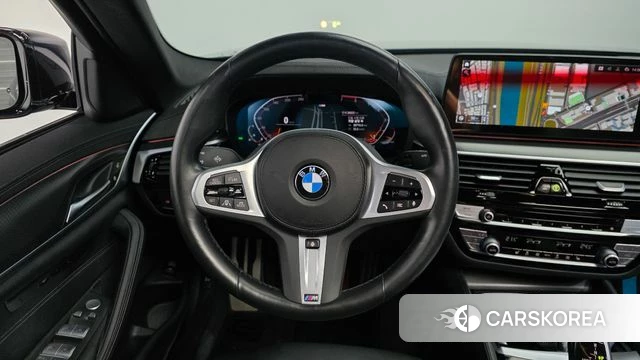 BMW 5 Series (G30) 2022 Черный из Кореи, фото 4