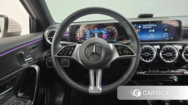 Mercedes-Benz A-Class W177 2024 Белый из Кореи, фото 4