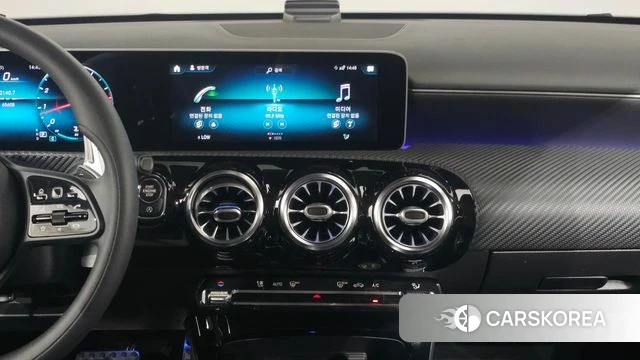 Mercedes-Benz A-Class W177 2020 Белый из Кореи, фото 4