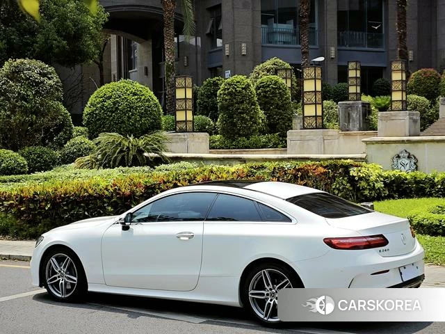 Mercedes-Benz E-Class 2020 Белый из Китая, фото 4