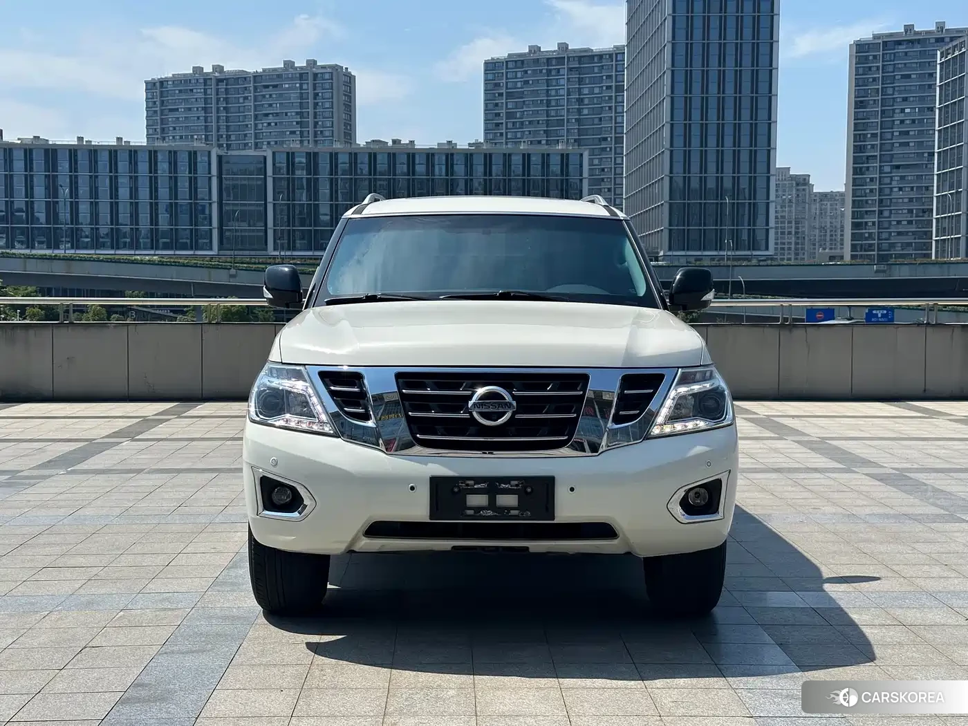 Nissan Patrol 2018 Белый из Китая, фото 4