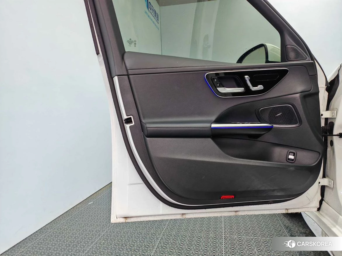 Mercedes-Benz C-class 2024 Белый из Китая, фото 4