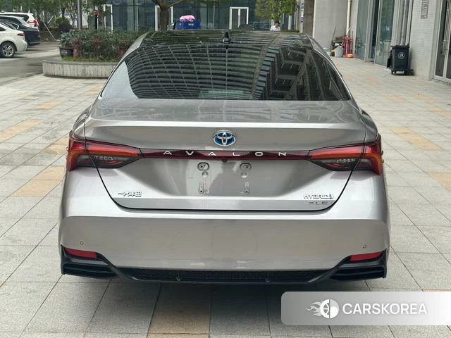 Toyota Avalon 2021 Серебристо-серый из Китая, фото 4