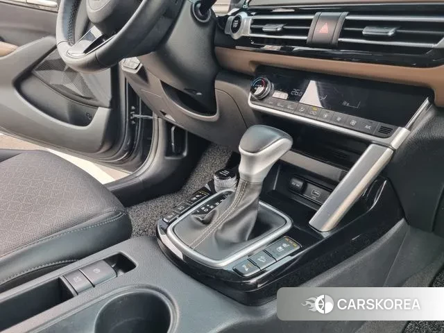 Kia Seltos 2021 Серый из Кореи, фото 4