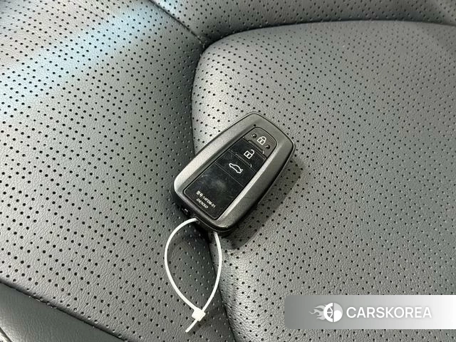 Toyota Avalon 2021 Черный из Китая, фото 4