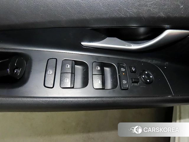 Hyundai The New Avante (CN7) 2023 Белый из Кореи, фото 4