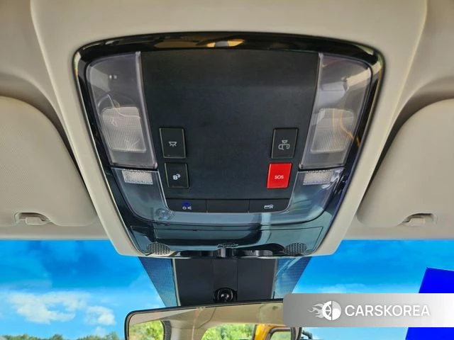 Hyundai Staria 2025 Желтый из Кореи, фото 4