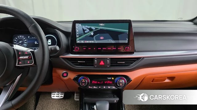 Kia The New K3 2nd generation 2024 Серый из Кореи, фото 4
