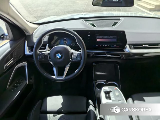 BMW X2 2025 Серебристо-серый из Китая, фото 4