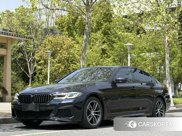 BMW 5 series 2021 Черный из Китая, фото 4
