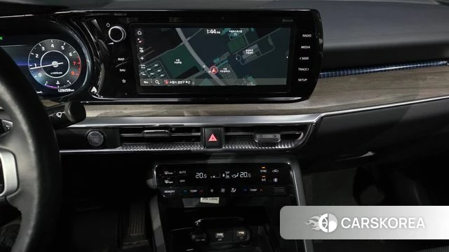 Kia K5 3rd generation 2023 Черный из Кореи, фото 4