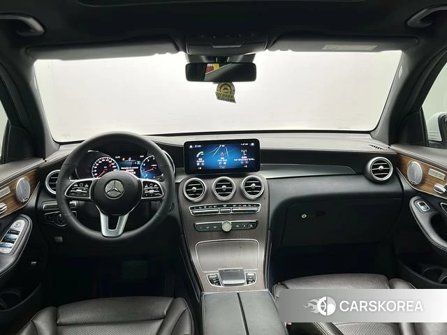 Mercedes-Benz GLC 2021 Белый из Китая, фото 4