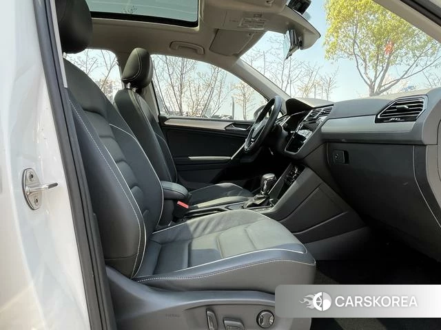 Volkswagen Tiguan L 2021 Белый из Китая, фото 4