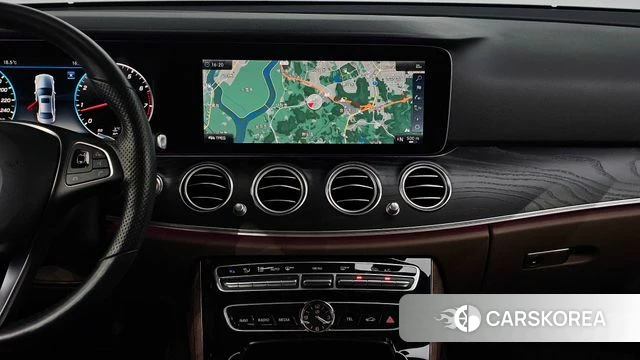 Mercedes-Benz E-Class W213 2018 Белый из Кореи, фото 4