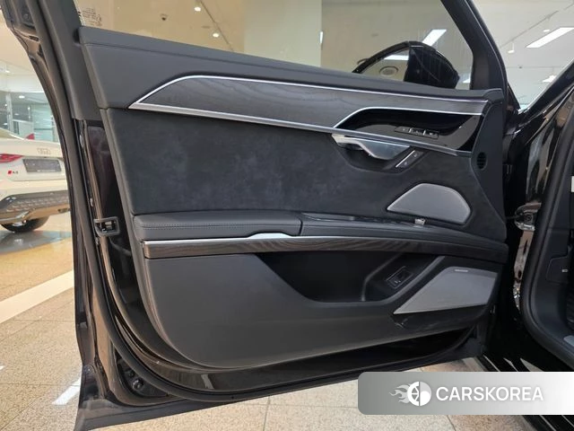 Audi A8 (D5) 2023 Черный из Кореи, фото 4