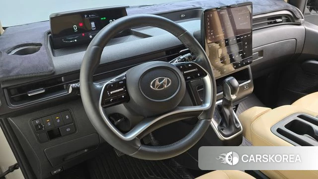 Hyundai Staria 2023 Белый из Кореи, фото 4
