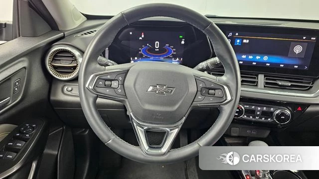 Chevrolet (GM Daewoo) Trax Crossover 2023 Белый из Кореи, фото 4