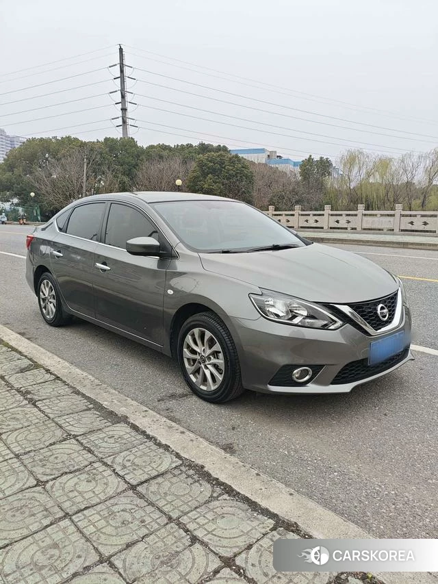 Nissan Sylphy 2023 Темно-серый из Китая, фото 4