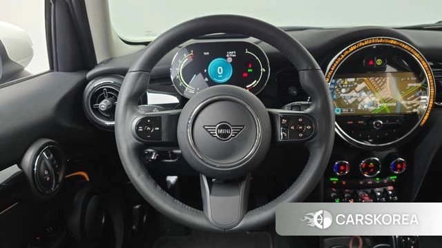 Mini Cooper 2024 Серебристо-серый из Кореи, фото 4