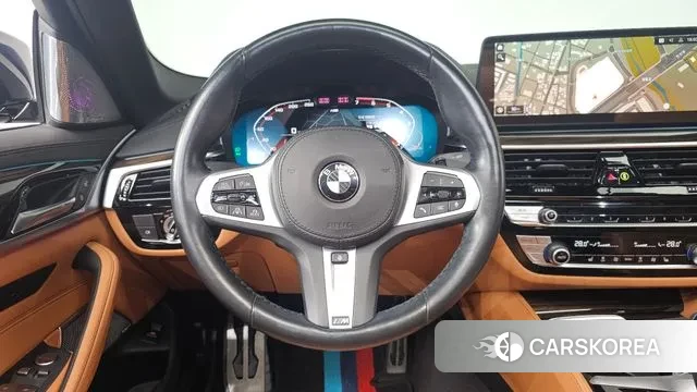 BMW 5 Series (G30) 2021 Черный из Кореи, фото 4