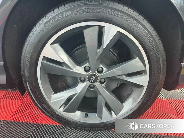 Audi Q4 e-Tron (F4) 2022 Небесно-голубой из Кореи, фото 4
