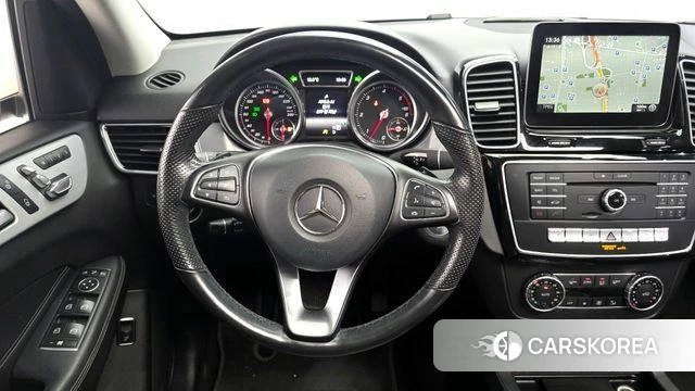 Mercedes-Benz GLE - Class W166 2018 Белый из Кореи, фото 4