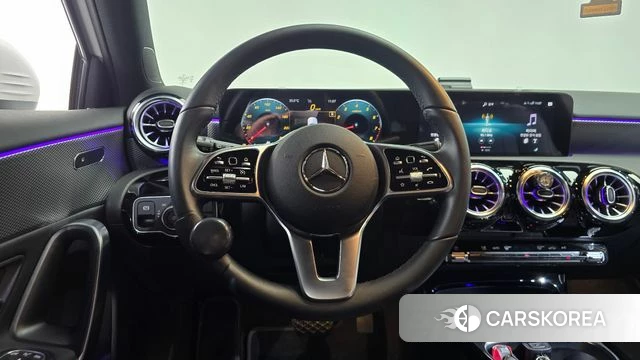 Mercedes-Benz A-Class W177 2022 Белый из Кореи, фото 4